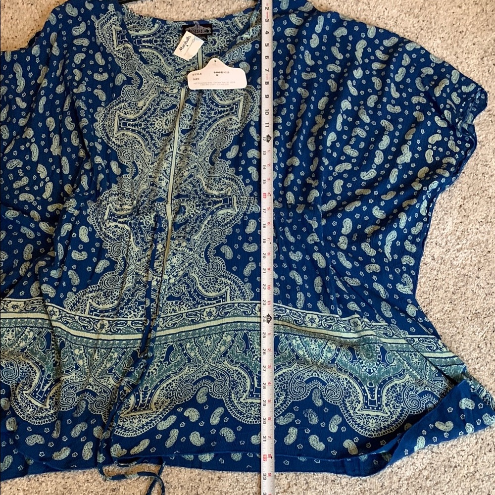 Angie Tan and Blue Boxy Tunic with Asymmetrical Hem - Picture 7 of 8